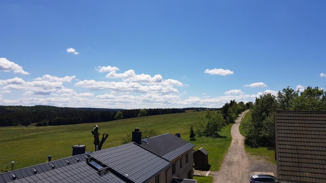 Pension & Gasthof Erbgericht Hoehenlage 850M Marienberg Esterno foto